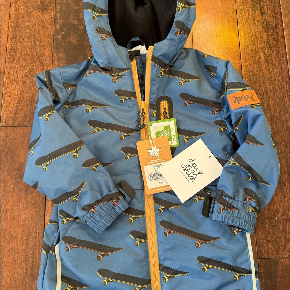 deux par deux Blue Skateboard Print Kids Jacket with Yellow Zipper